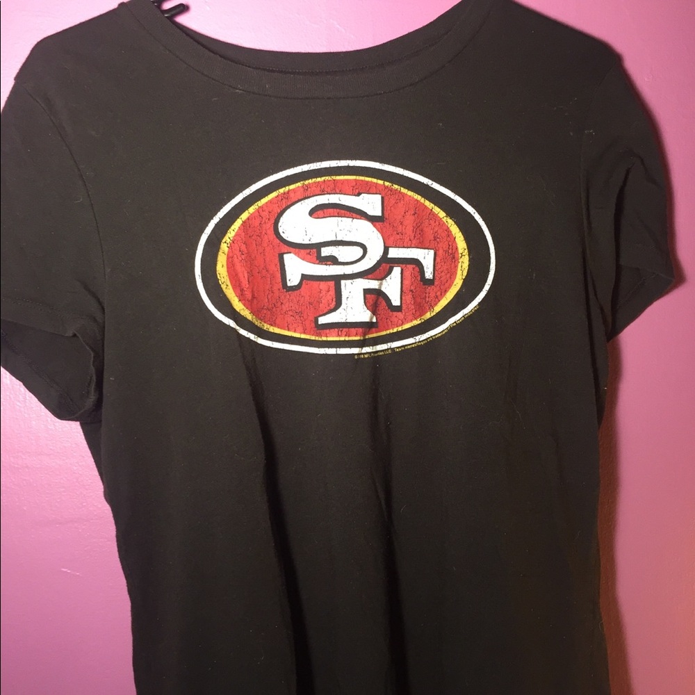 SF Tee ❤️•💛•❤️ - Picture 1 of 2